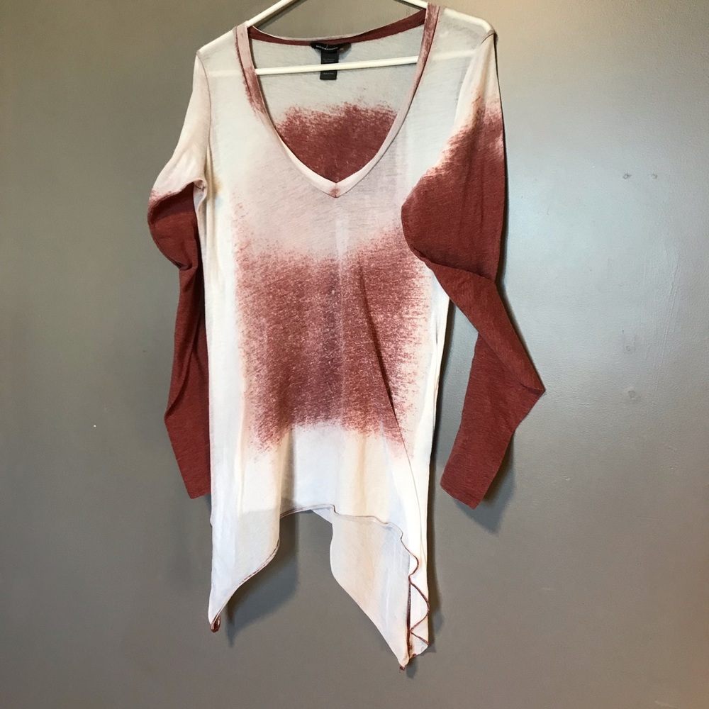 GUC Asymmetrical ‘burnout’ Tee.